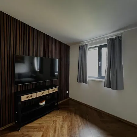 Luxusni 3kk, Vyhled Na Namesti, 10 Min K Plazi *