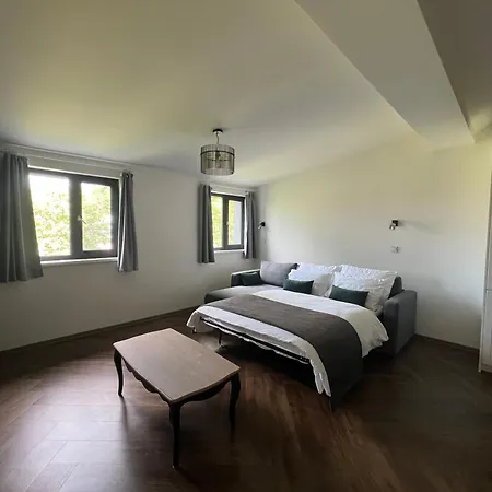Luxusni 3kk, Vyhled Na Namesti, 10 Min K Plazi